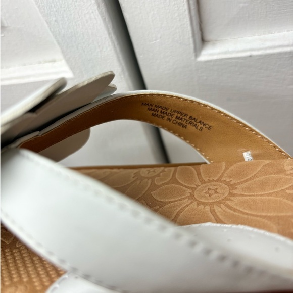 BORN CONCEPT Orange Blossom Sandals Size 9 ❗️PRICE IS FIRM❗️ - Picture 5 of 10